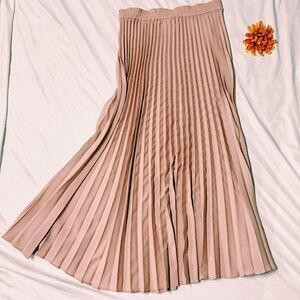 Plaid mauve pink pleated skirt